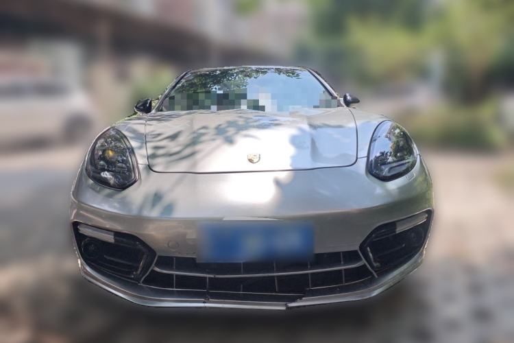 Used Porsche Panamera  Front