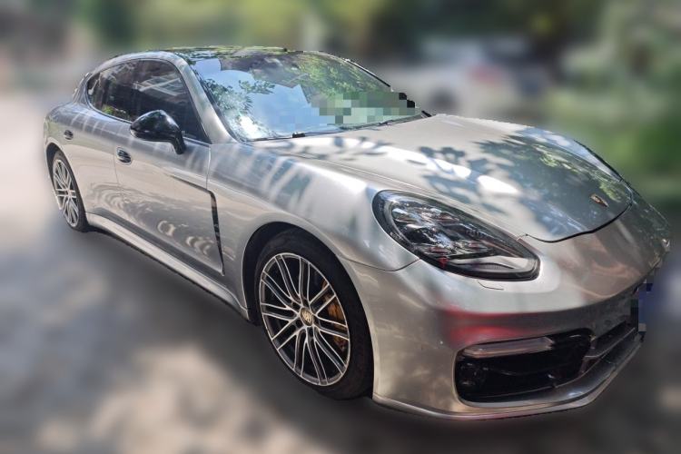 Used Porsche Panamera  Front Right 45 Deg