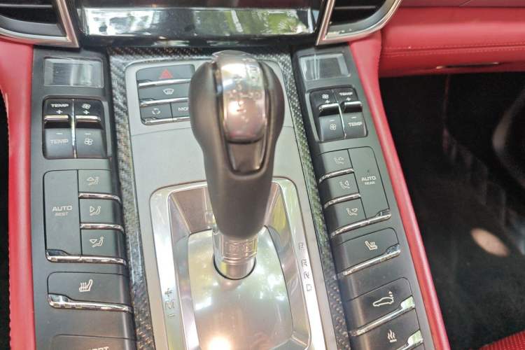 Used Porsche Panamera  Gear Lever