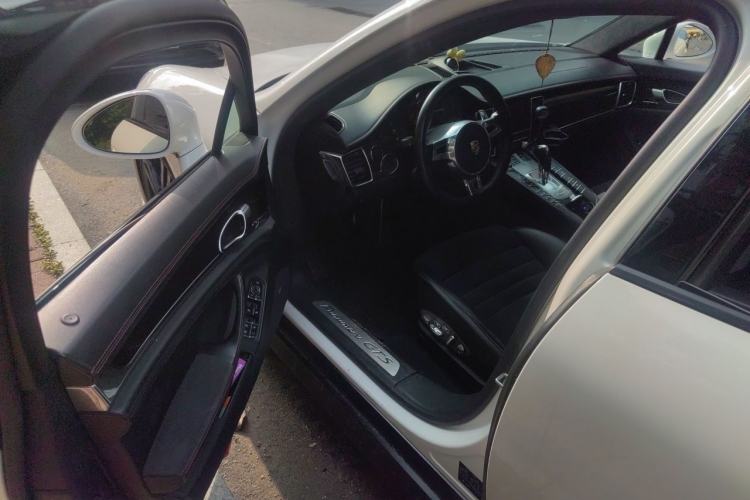 Used Porsche Panamera 2012 Panamera GTS 4.8L Driver Seat
