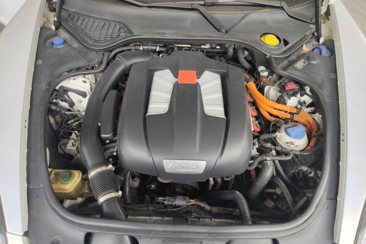 Used Porsche Panamera 2012 Panamera S Hybrid 3.0T Engine Bay