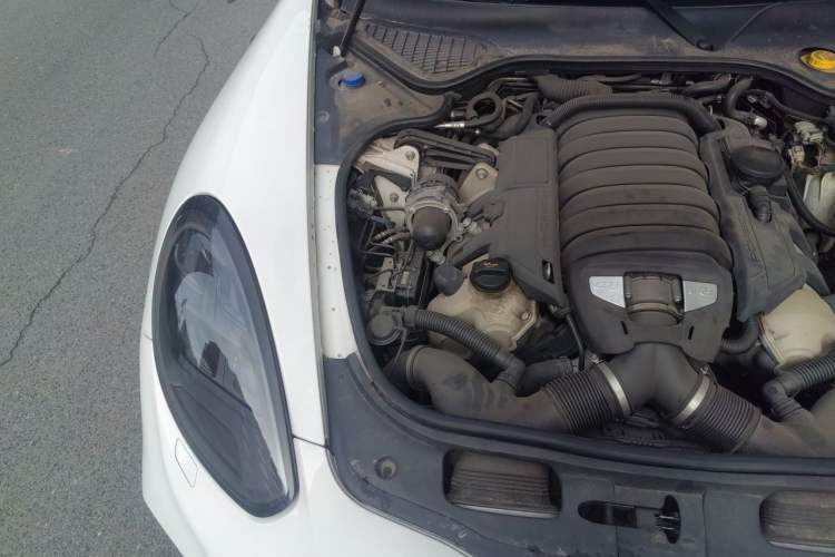 Used Porsche Panamera 2012 Panamera GTS 4.8L Engine Bay Right