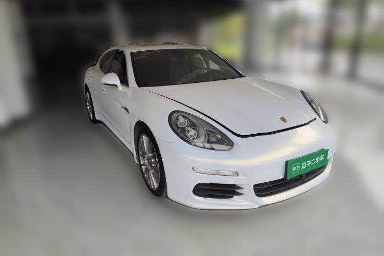 Used Porsche Panamera 2012 Panamera S Hybrid 3.0T Front Right 45 Deg