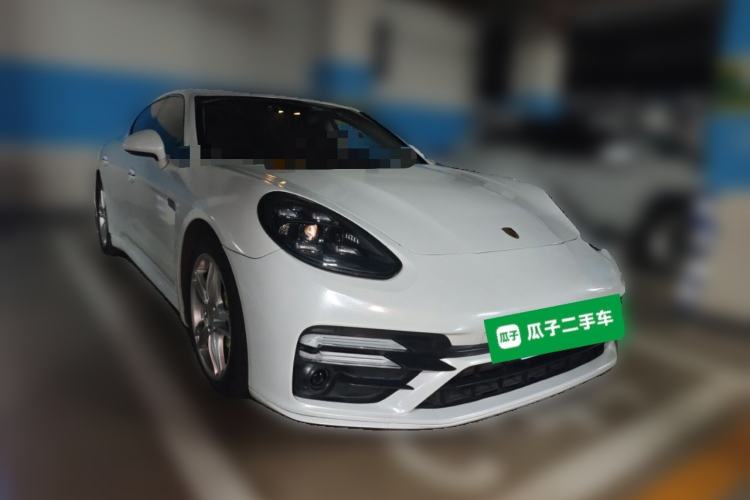 Used Porsche Panamera  Front Right 45 Deg
