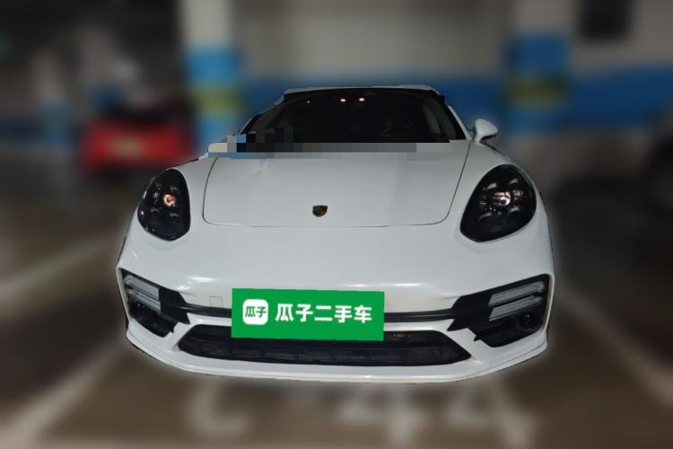 Used Porsche Panamera  Front