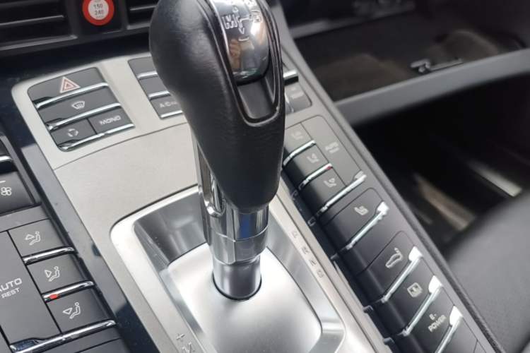Used Porsche Panamera 2012 Panamera S Hybrid 3.0T Gear Lever