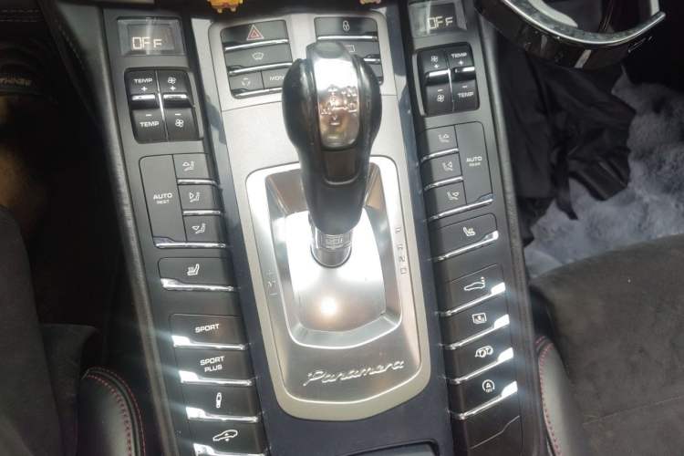 Used Porsche Panamera 2012 Panamera GTS 4.8L Gear Lever