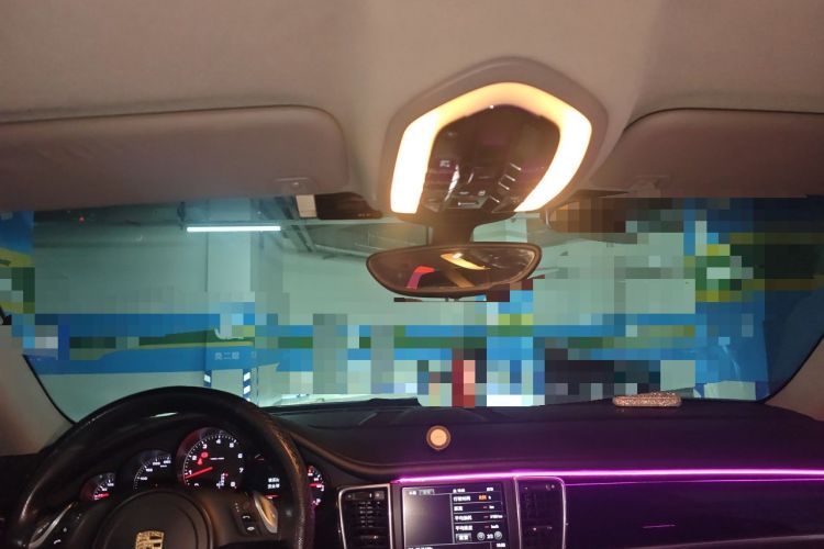 Used Porsche Panamera  Headliner
