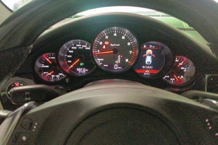 Used Porsche Panamera 2012 Panamera S Hybrid 3.0T Instrument Cluster