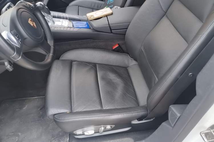 Used Porsche Panamera 2012 Panamera S Hybrid 3.0T Left Front Seat