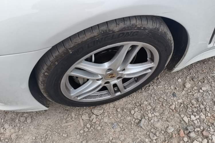 Used Porsche Panamera 2012 Panamera S Hybrid 3.0T Left Front Wheel Hub