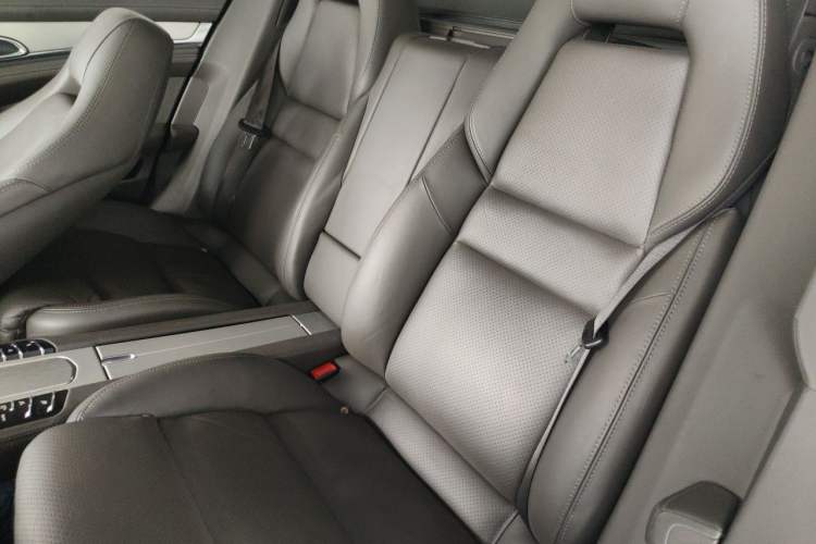 Used Porsche Panamera 2012 Panamera S Hybrid 3.0T Left Rear Seat