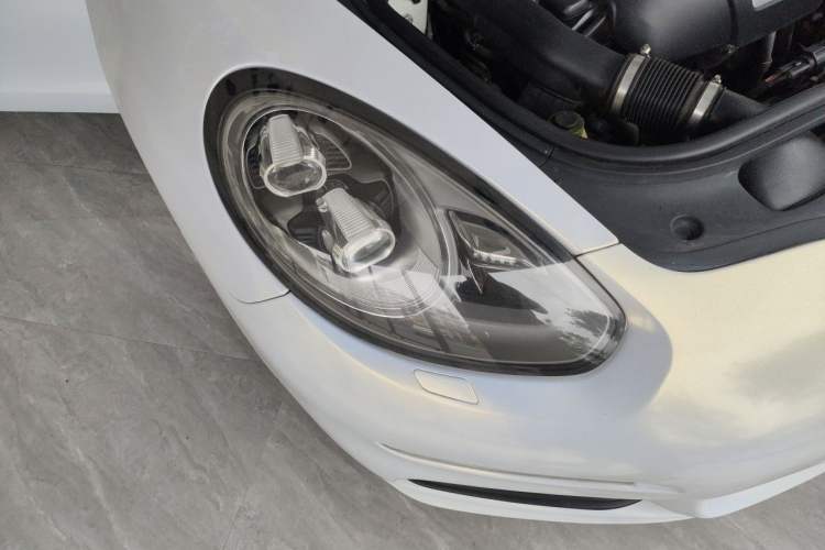 Used Porsche Panamera 2012 Panamera S Hybrid 3.0T Right Front Headlight