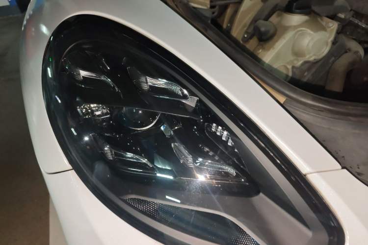 Used Porsche Panamera  Right Front Headlight
