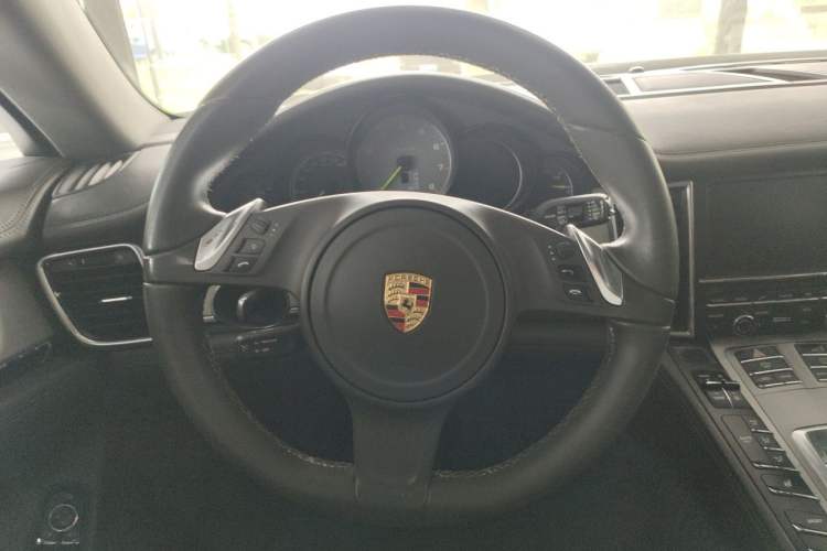 Used Porsche Panamera 2012 Panamera S Hybrid 3.0T Steering Wheel