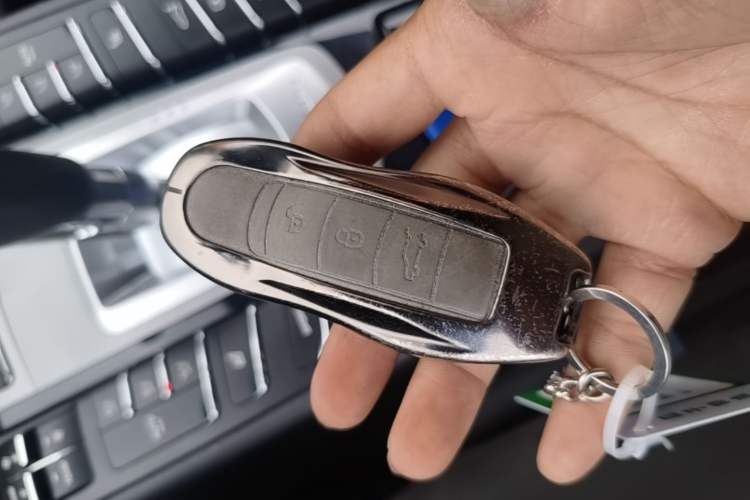 Used Porsche Panamera 2012 Panamera S Hybrid 3.0T Vehicle Key