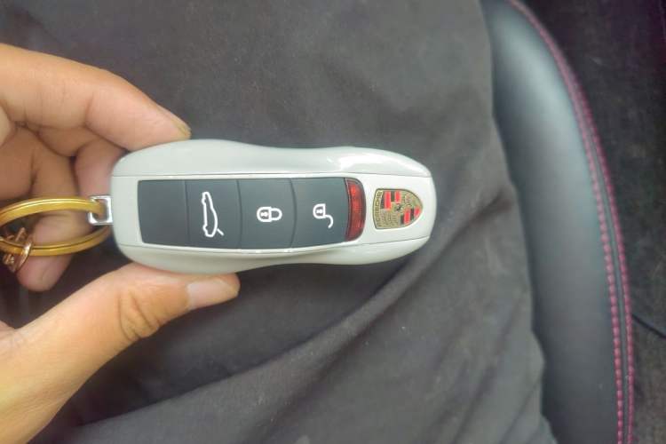 Used Porsche Panamera 2012 Panamera GTS 4.8L Vehicle Key