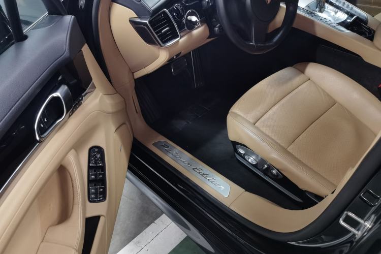 Used Porsche Panamera 2013 Panamera Platinum Edition 3.6L Driver Seat