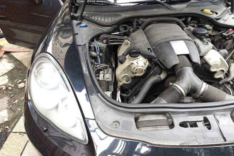 Used Porsche Panamera 2013 Panamera Platinum Edition 3.6L Engine Bay Right