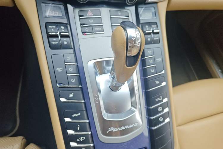 Used Porsche Panamera 2013 Panamera 4 Platinum Edition 3.6L Gear Lever
