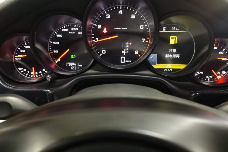 Used Porsche Panamera 2013 Panamera Platinum Edition 3.6L Odometer Close Up