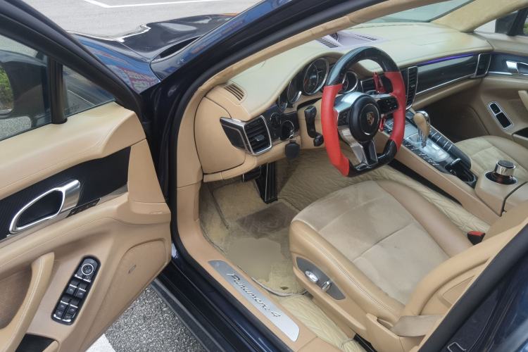 Used Porsche Panamera 2013 Panamera 4 Platinum Edition 3.6L Driver Seat