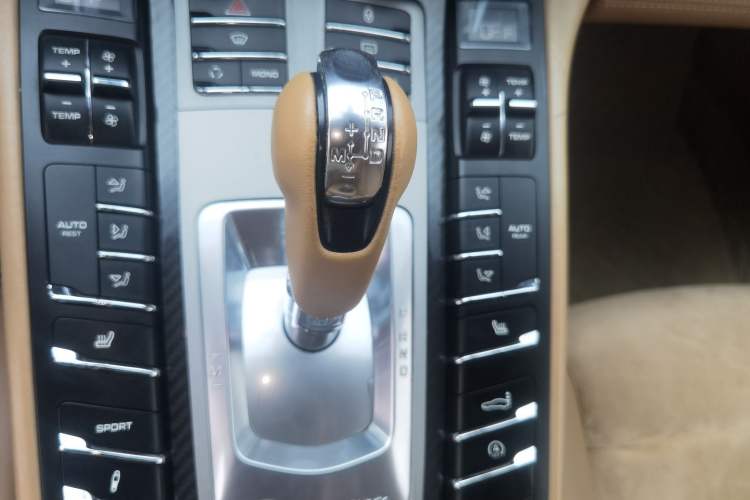 Used Porsche Panamera 2013 Panamera 4 Platinum Edition 3.6L Gear Lever