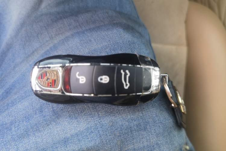 Used Porsche Panamera 2013 Panamera 4 Platinum Edition 3.6L Vehicle Key