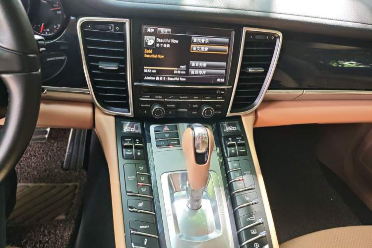 Used Porsche Panamera 2013 Panamera 4 Platinum Edition 3.6L Audio And AC Panel