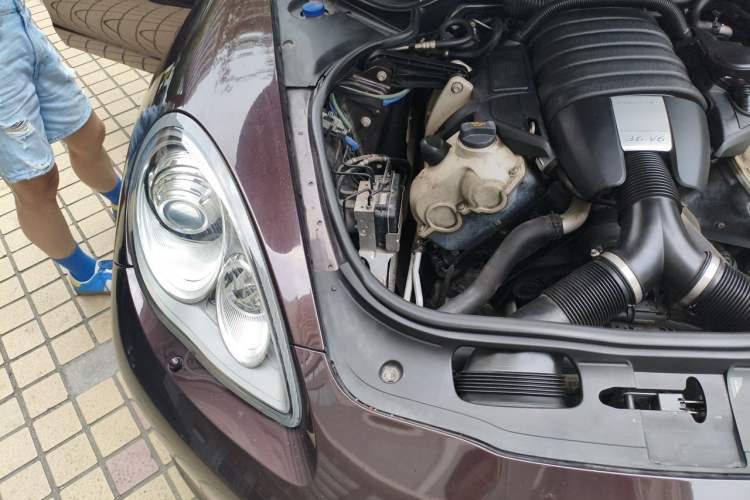 Used Porsche Panamera 2013 Panamera 4 Platinum Edition 3.6L Engine Bay Right