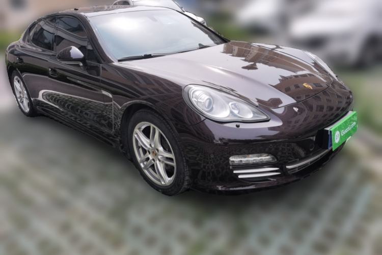 Used Porsche Panamera 2013 Panamera 4 Platinum Edition 3.6L Front Right 45 Deg