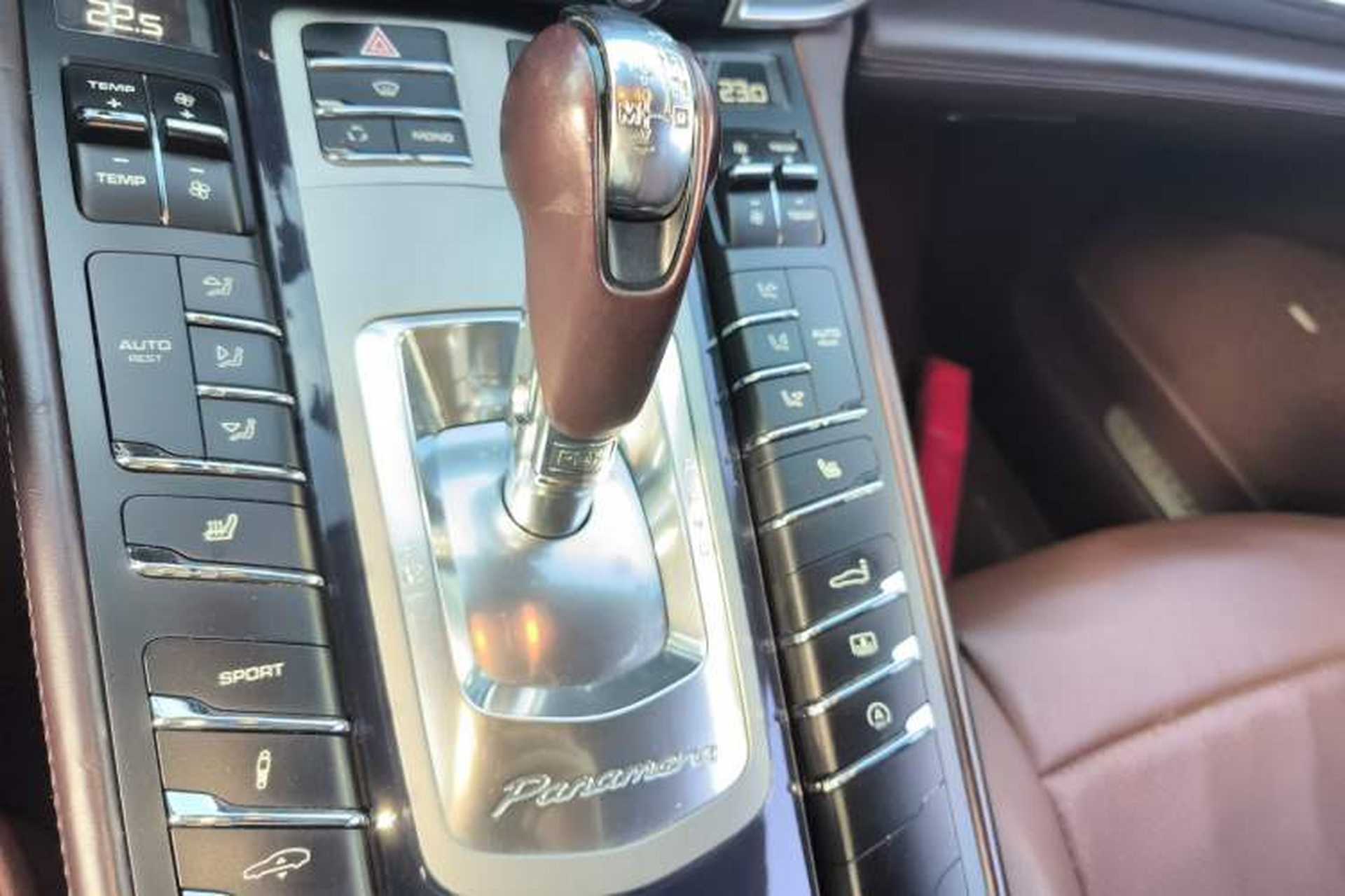 Used Porsche Panamera 2013 Panamera Platinum Edition 3.6L Gear Lever