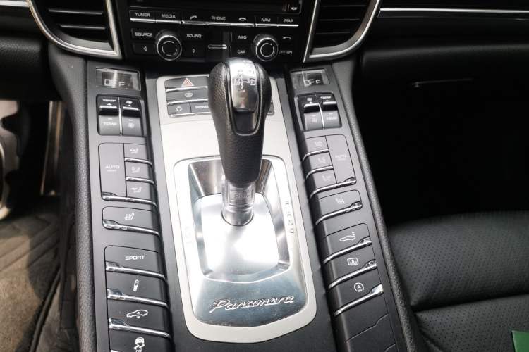 Used Porsche Panamera 2013 Panamera 4 Platinum Edition 3.6L Gear Lever