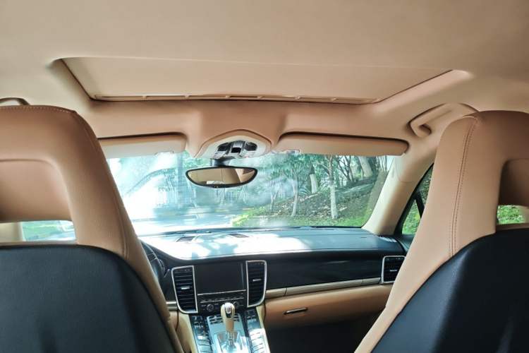Used Porsche Panamera 2013 Panamera 4 Platinum Edition 3.6L Headliner