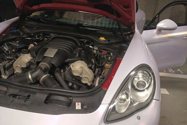 Used Porsche Panamera 2013 Panamera 4 Platinum Edition 3.6L Engine Bay Left