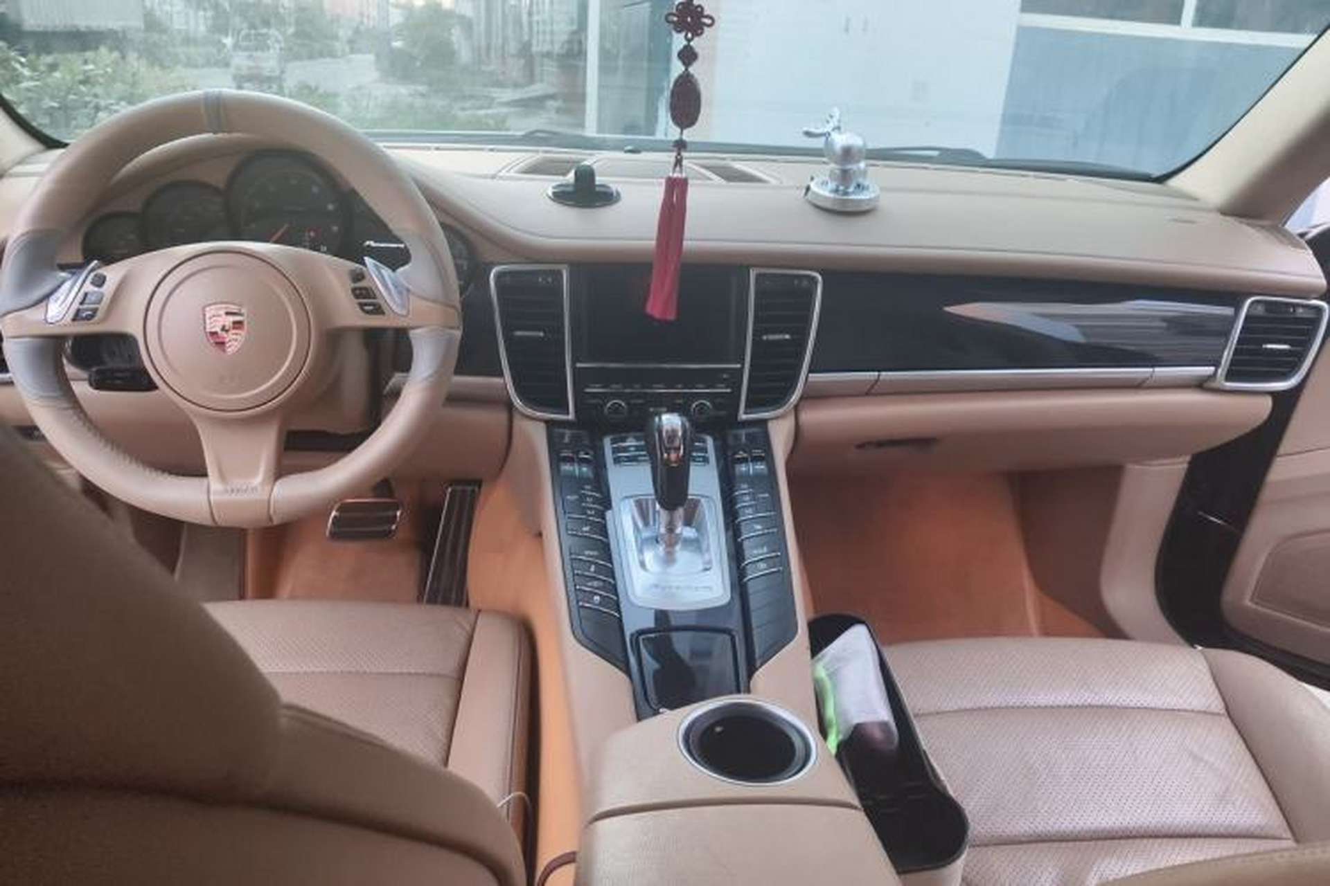 Used Porsche Panamera 2013 Panamera 4 Platinum Edition 3.6L Center Console