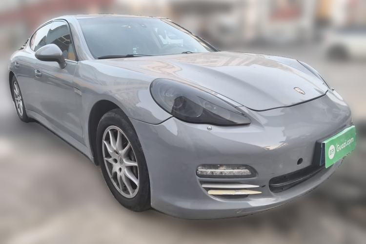 Used Porsche Panamera 2013 Panamera 4 Platinum Edition 3.6L Front Right 45 Deg