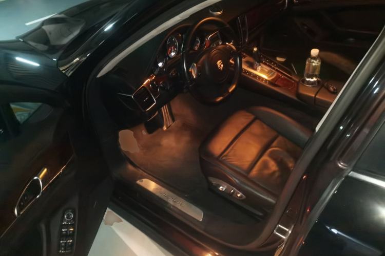 Used Porsche Panamera  Driver Seat