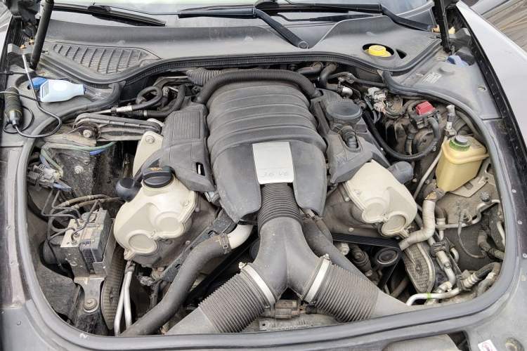 Used Porsche Panamera 2013 Panamera Platinum Edition 3.6L Engine Bay