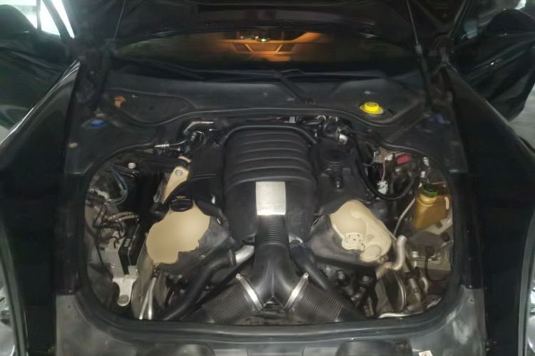 Used Porsche Panamera  Engine Bay
