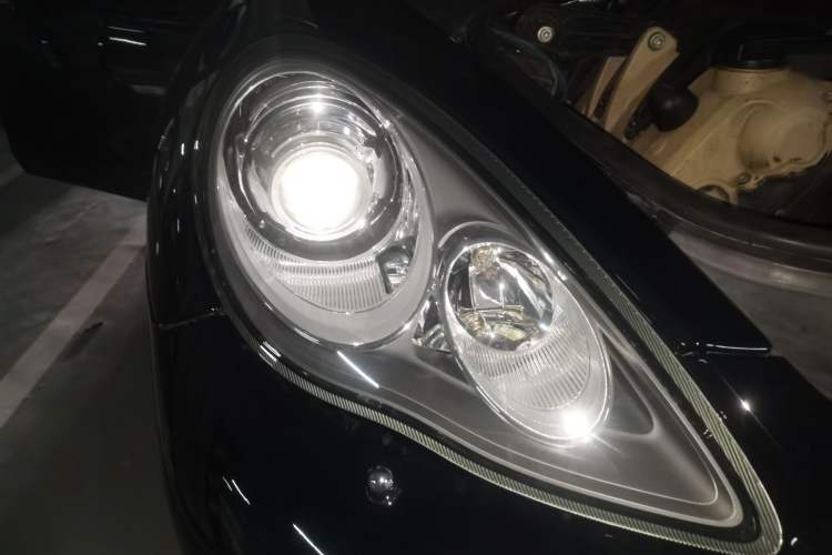 Used Porsche Panamera  Right Front Headlight