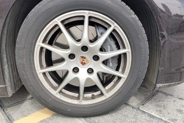 Used Porsche Panamera 2013 Panamera Platinum Edition 3.6L Right Front Wheel Hub