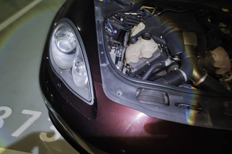 Used Porsche Panamera 2013 Panamera Platinum Edition 3.6L Engine Bay Right