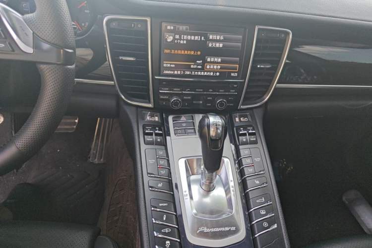 Used Porsche Panamera 2013 Panamera 4 Platinum Edition 3.6L Audio And AC Panel