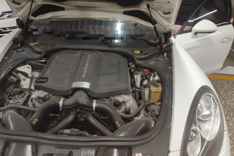Used Porsche Panamera  Engine Bay Left