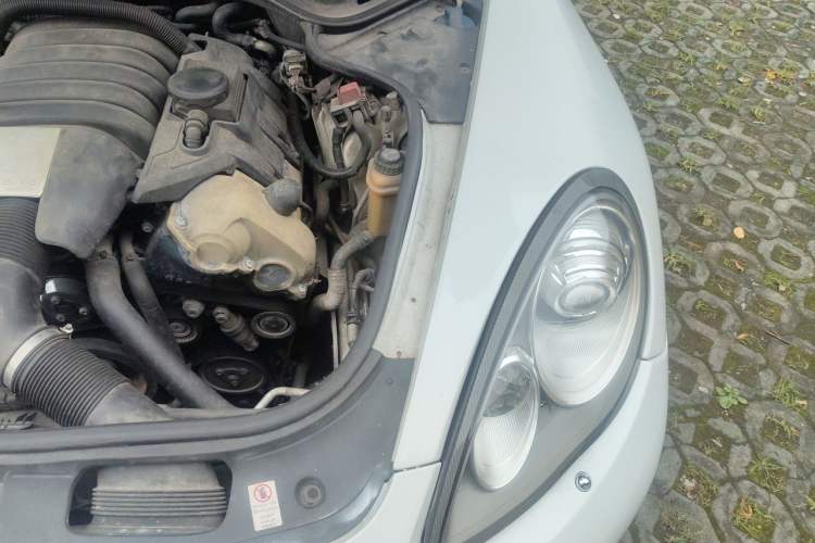 Used Porsche Panamera 2013 Panamera Platinum Edition 3.6L Engine Bay Left