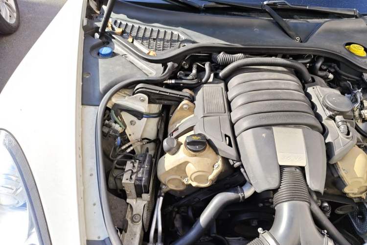 Used Porsche Panamera 2013 Panamera Platinum Edition 3.6L Engine Bay Right