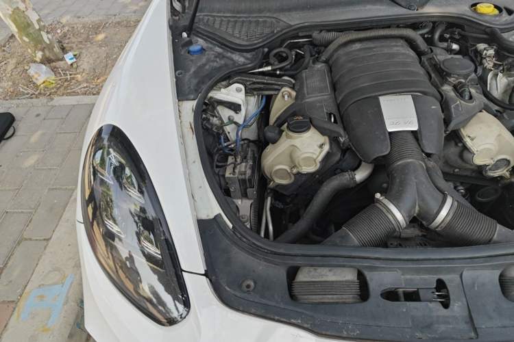 Used Porsche Panamera 2013 Panamera 4 Platinum Edition 3.6L Engine Bay Right