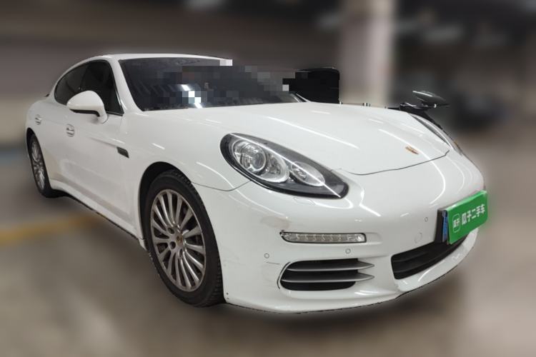 Used Porsche Panamera  Front Right 45 Deg
