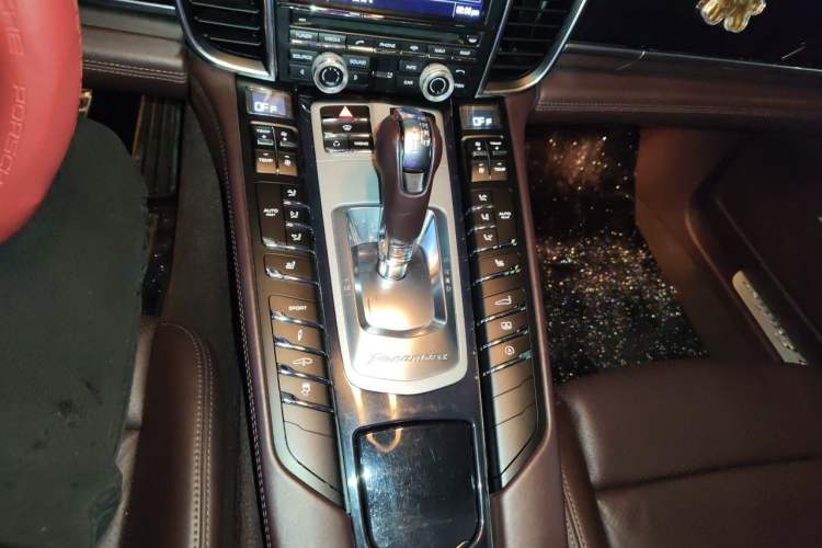Used Porsche Panamera 2013 Panamera Platinum Edition 3.6L Gear Lever